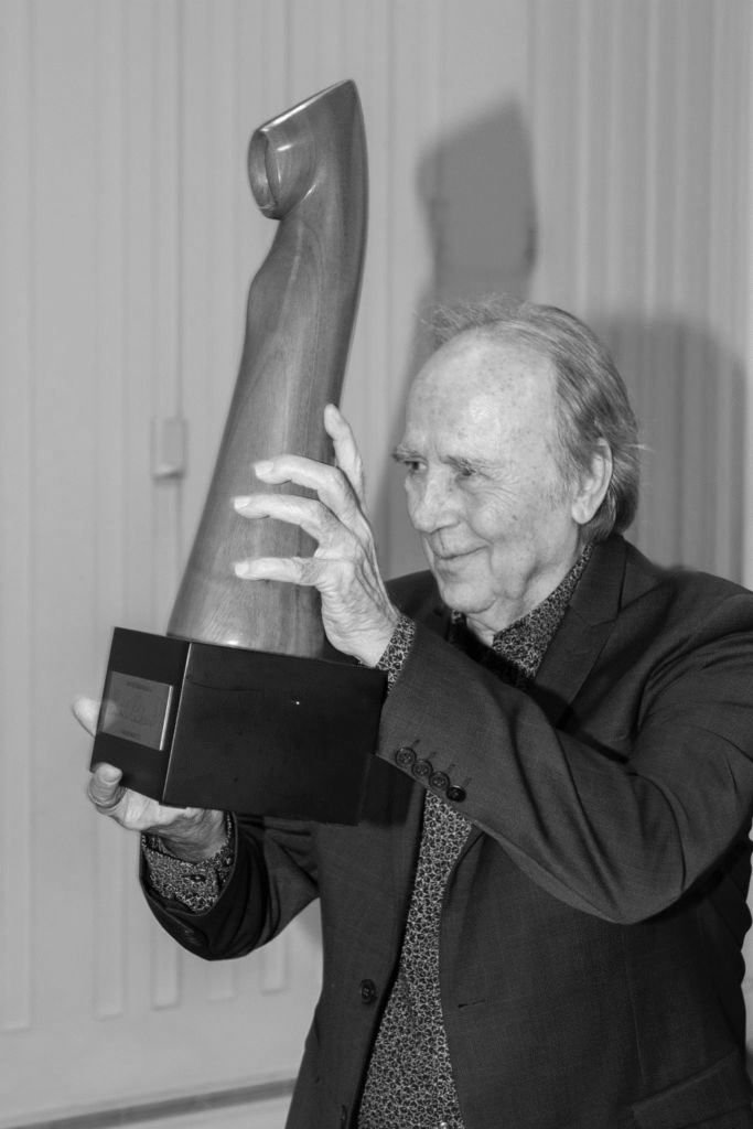 Joan Manuel Serrat